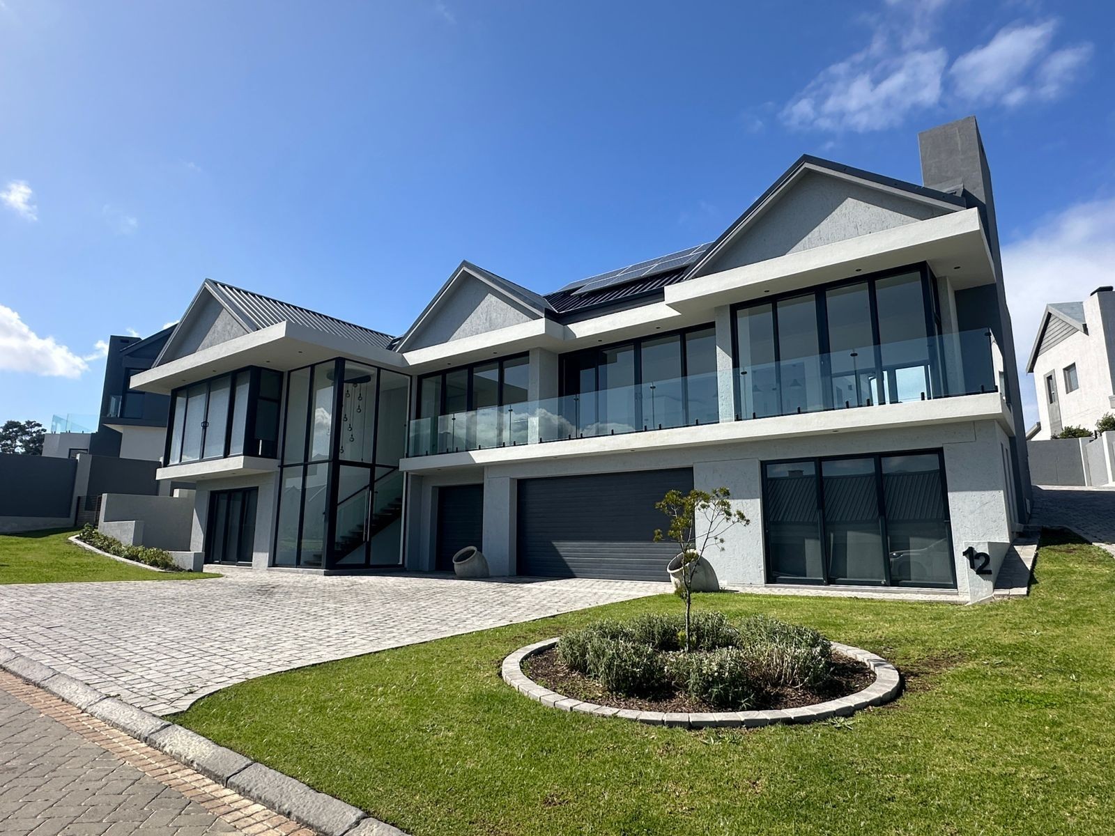 House for sale in Kingswood Golf Estate, George, 345 m²