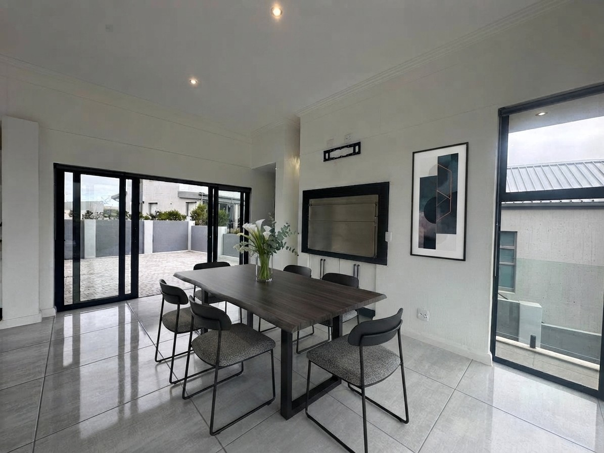 House for sale in Kingswood Golf Estate, George, 345 m²
