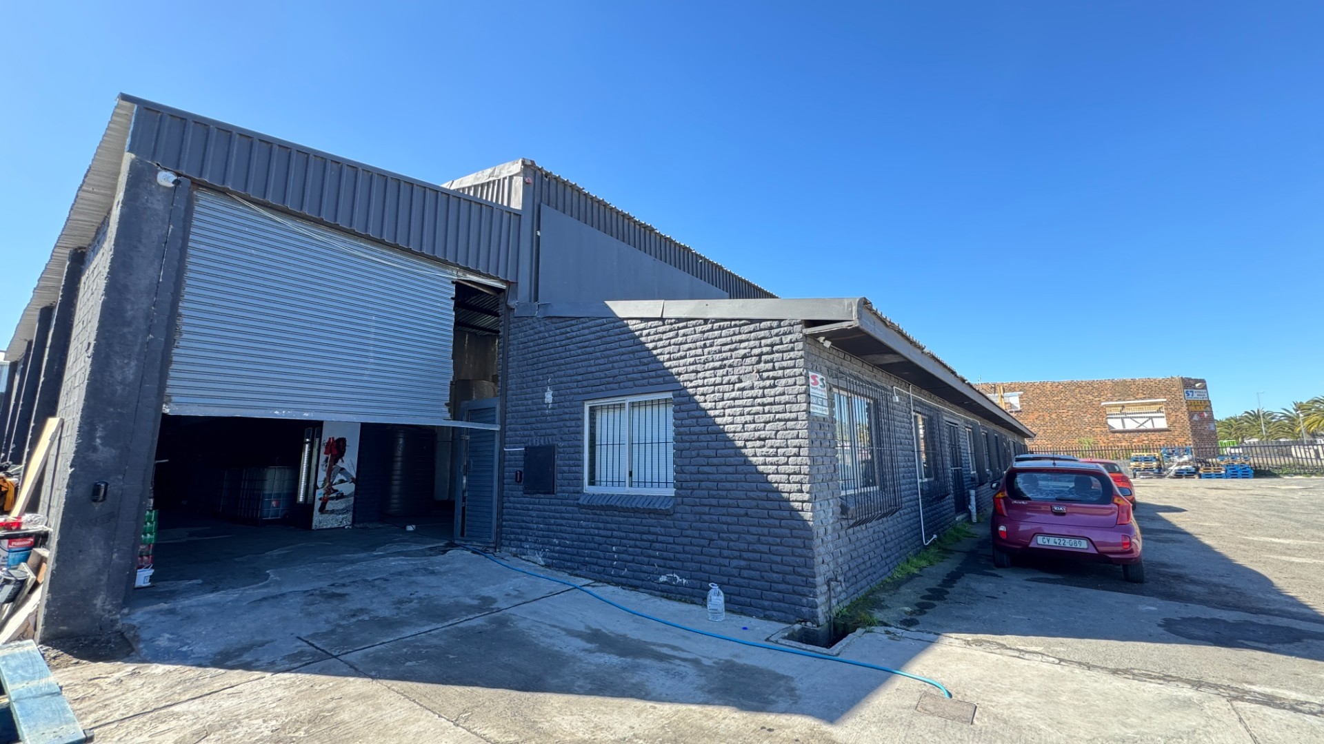 Warehouse for rent in Montague Gardens, Milnerton, 1600 m²