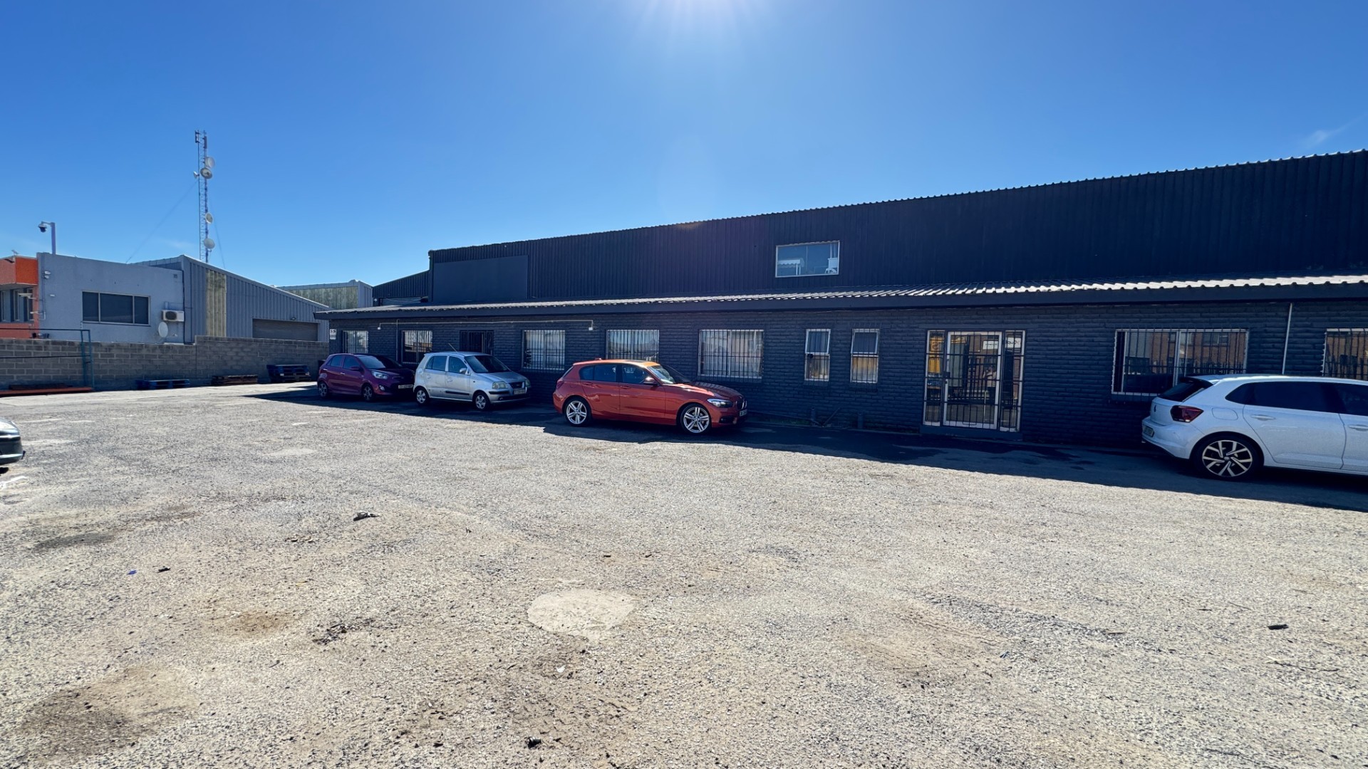 Warehouse for rent in Montague Gardens, Milnerton, 1600 m²