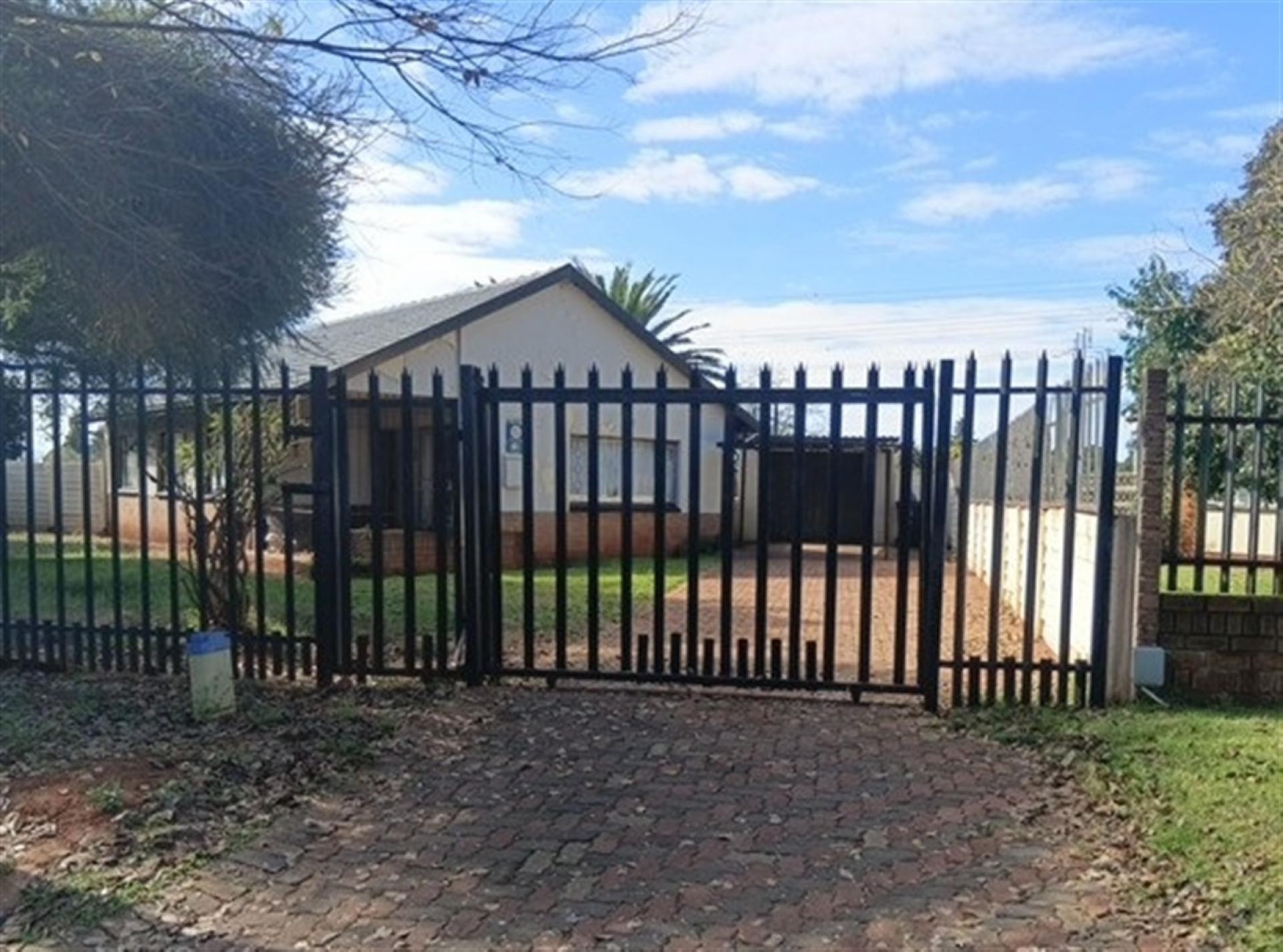 House for sale in Edelweiss, Springs, 782 m²