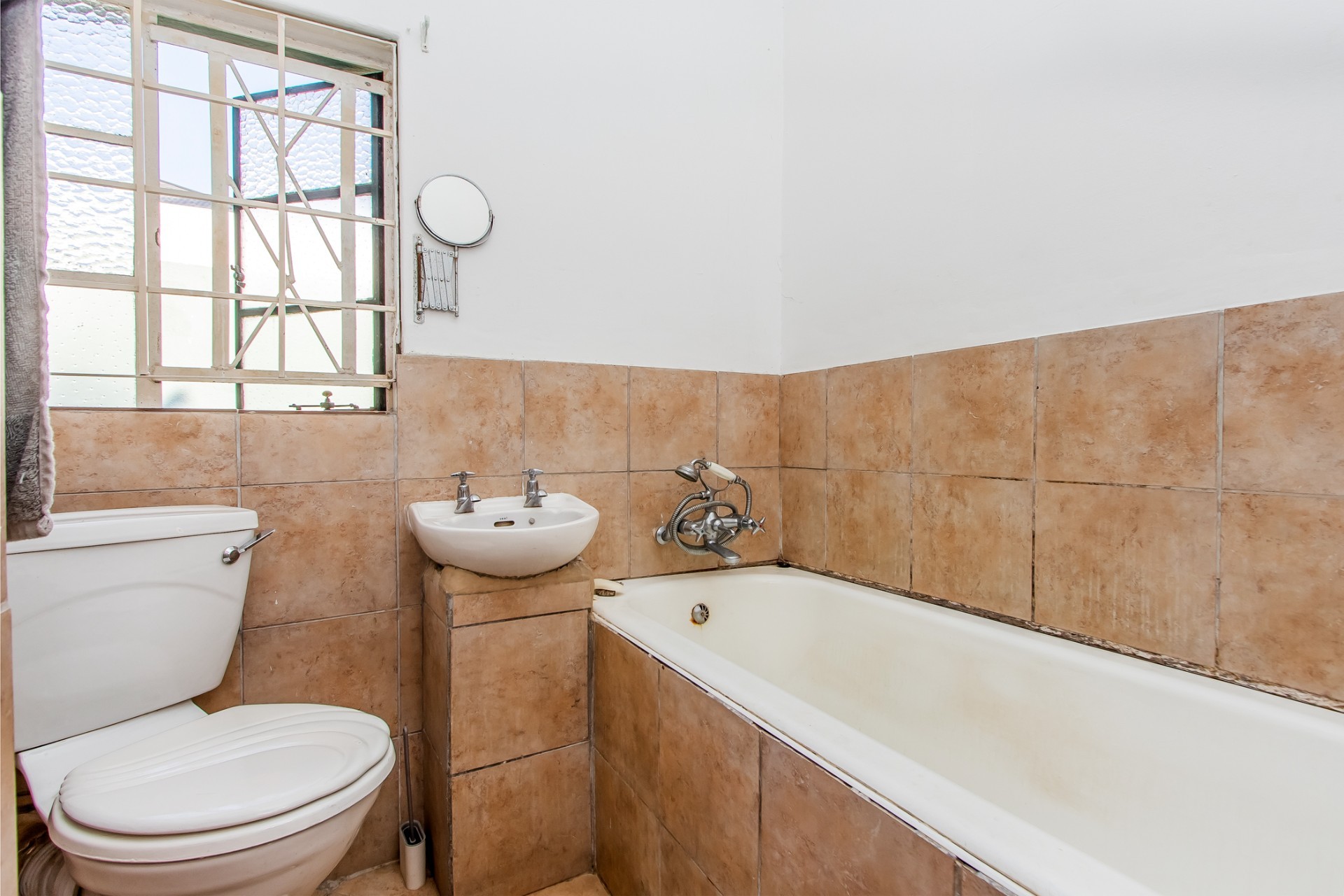 House for sale in Greymont, Johannesburg, 174 m²