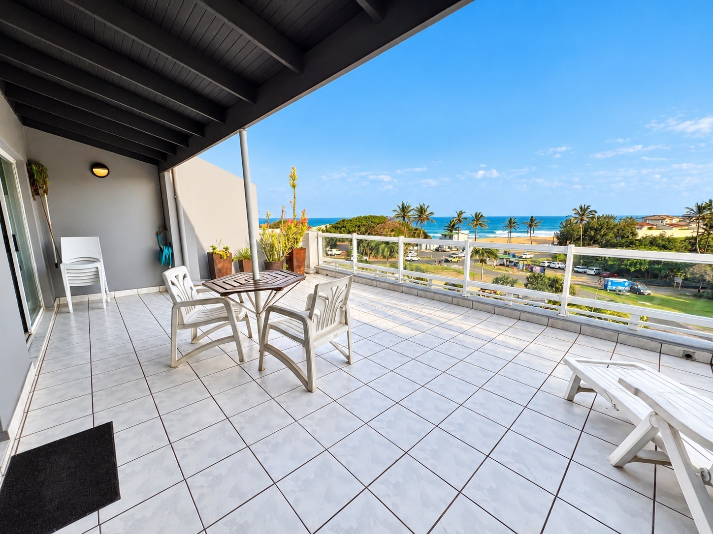 Apartment for sale in Salt Rock, Ballito, KwaZulu Natal, 142 m²