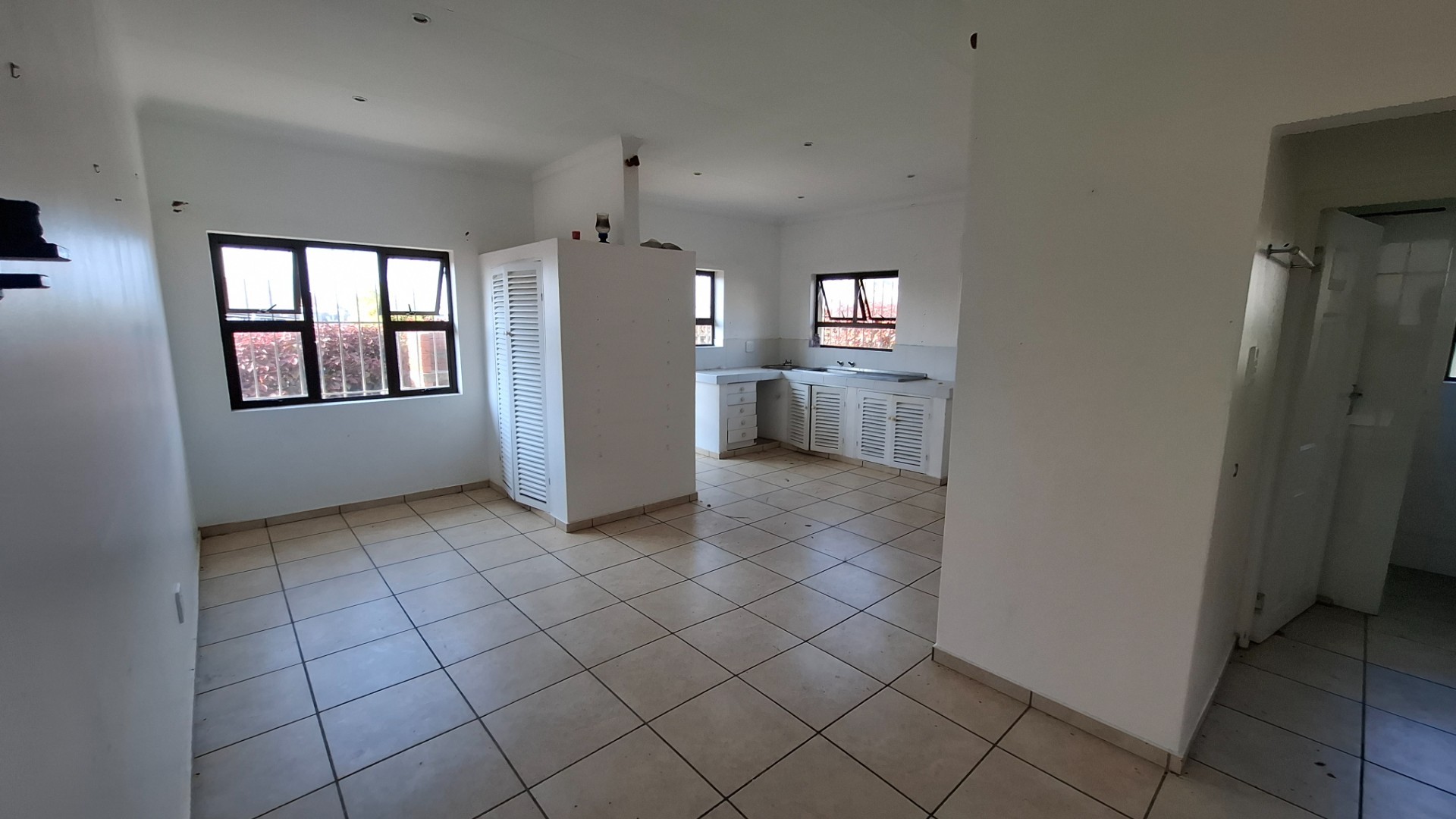 Townhouse for sale in Ramsgate, Margate, KwaZulu Natal, 107 m²