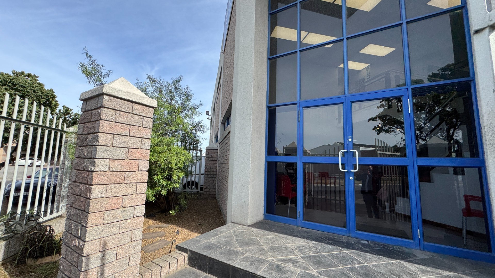 Warehouse for rent in Epping Industrial, Cape Town, 912 m²