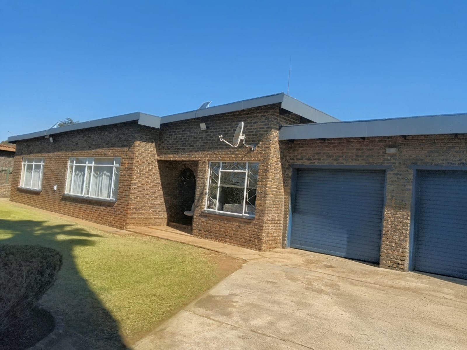 House for sale in Carletonville Central, Carletonville, 843 m²