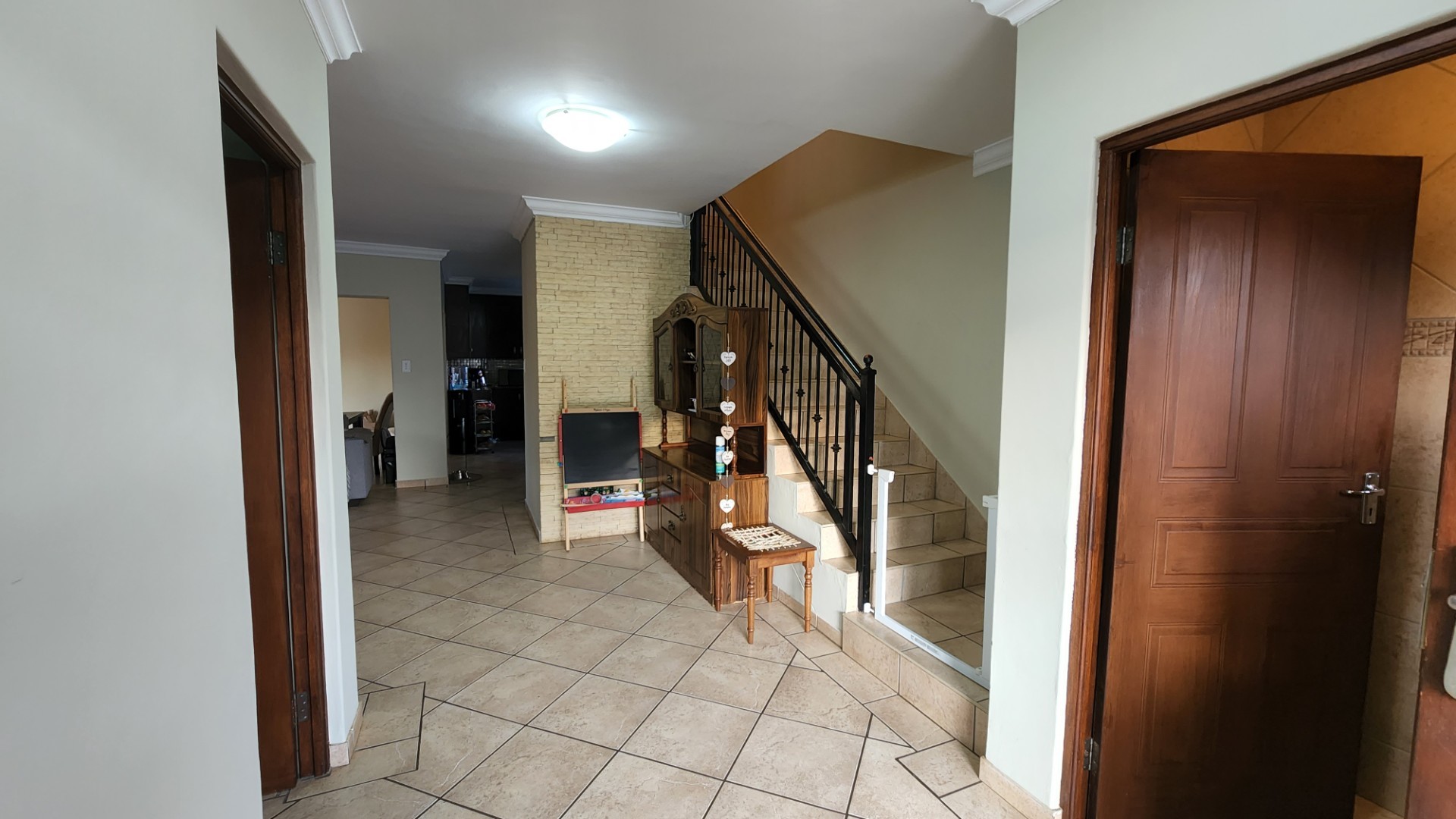House for sale in Montana, Pretoria, 275 m²