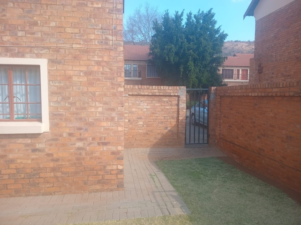 Duplex for sale in Amandasig, Akasia, 129 m²