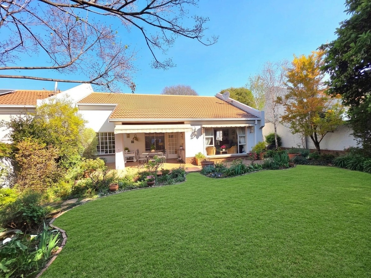 Townhouse for sale in Bryanston, Sandton, 145 m²