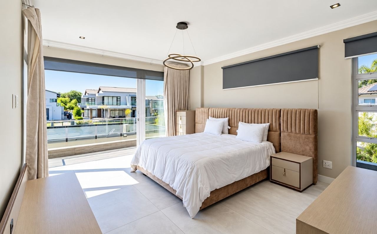 House for sale in The Islands Estates, Hartbeespoort, North West, 438 m²