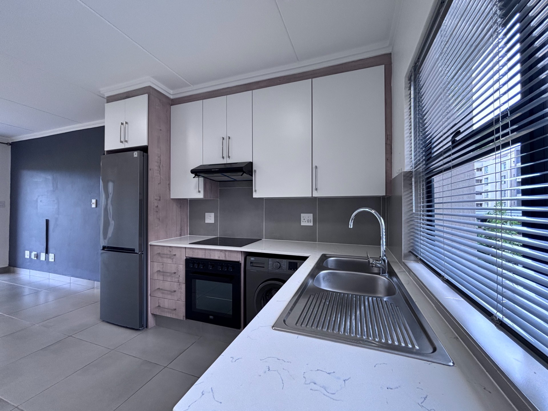 Apartment for rent in Ballito Central, Ballito, KwaZulu Natal, 75 m²
