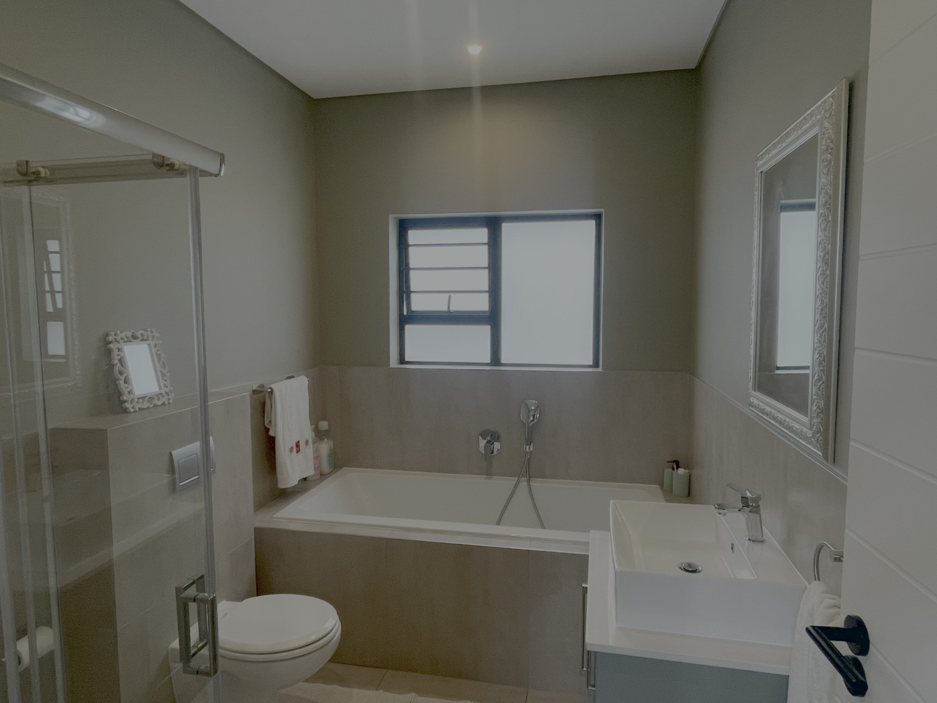 House for sale in Sandown, Blouberg, 172 m²
