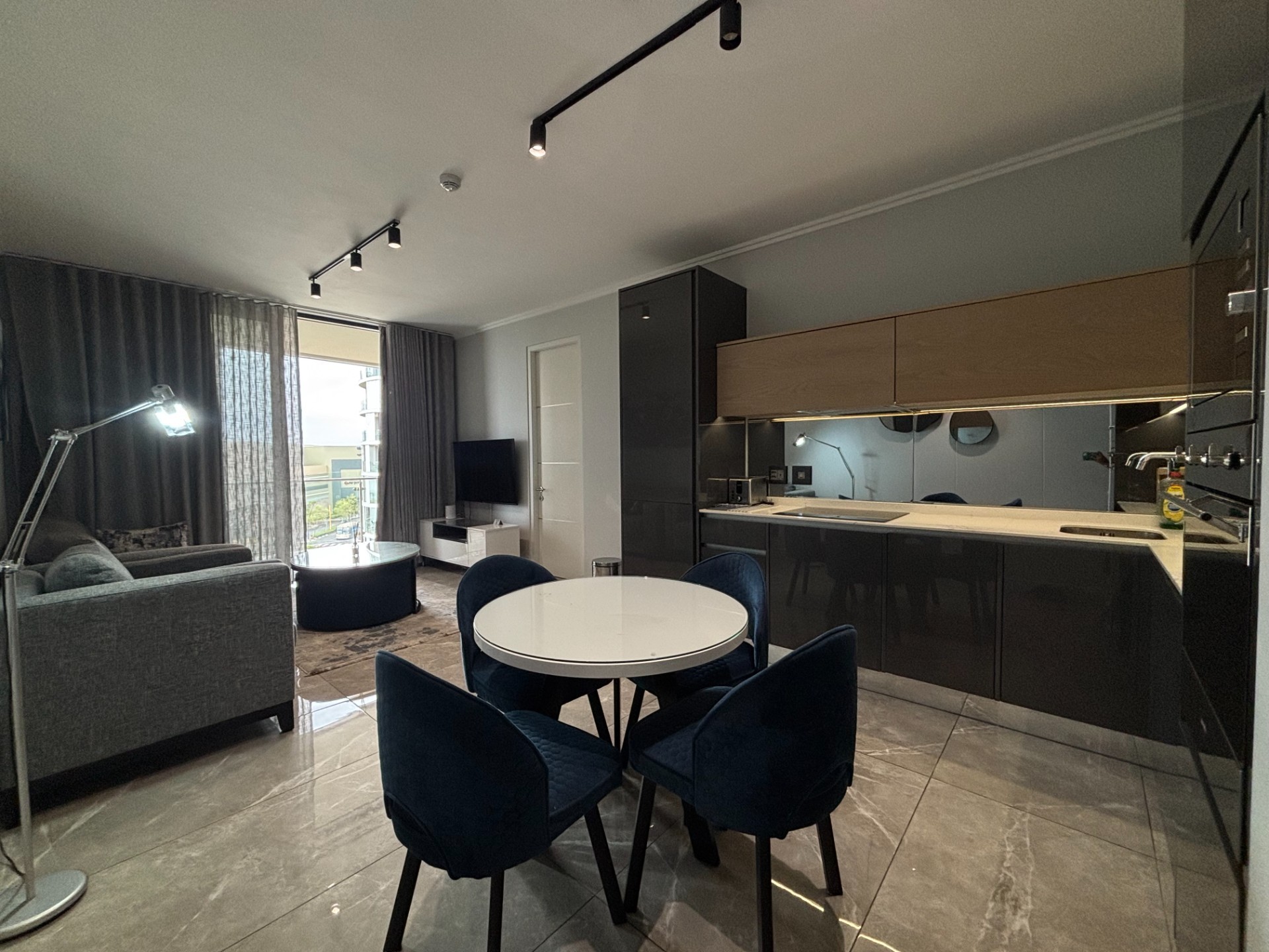 Apartment for rent in Waterfall, Midrand