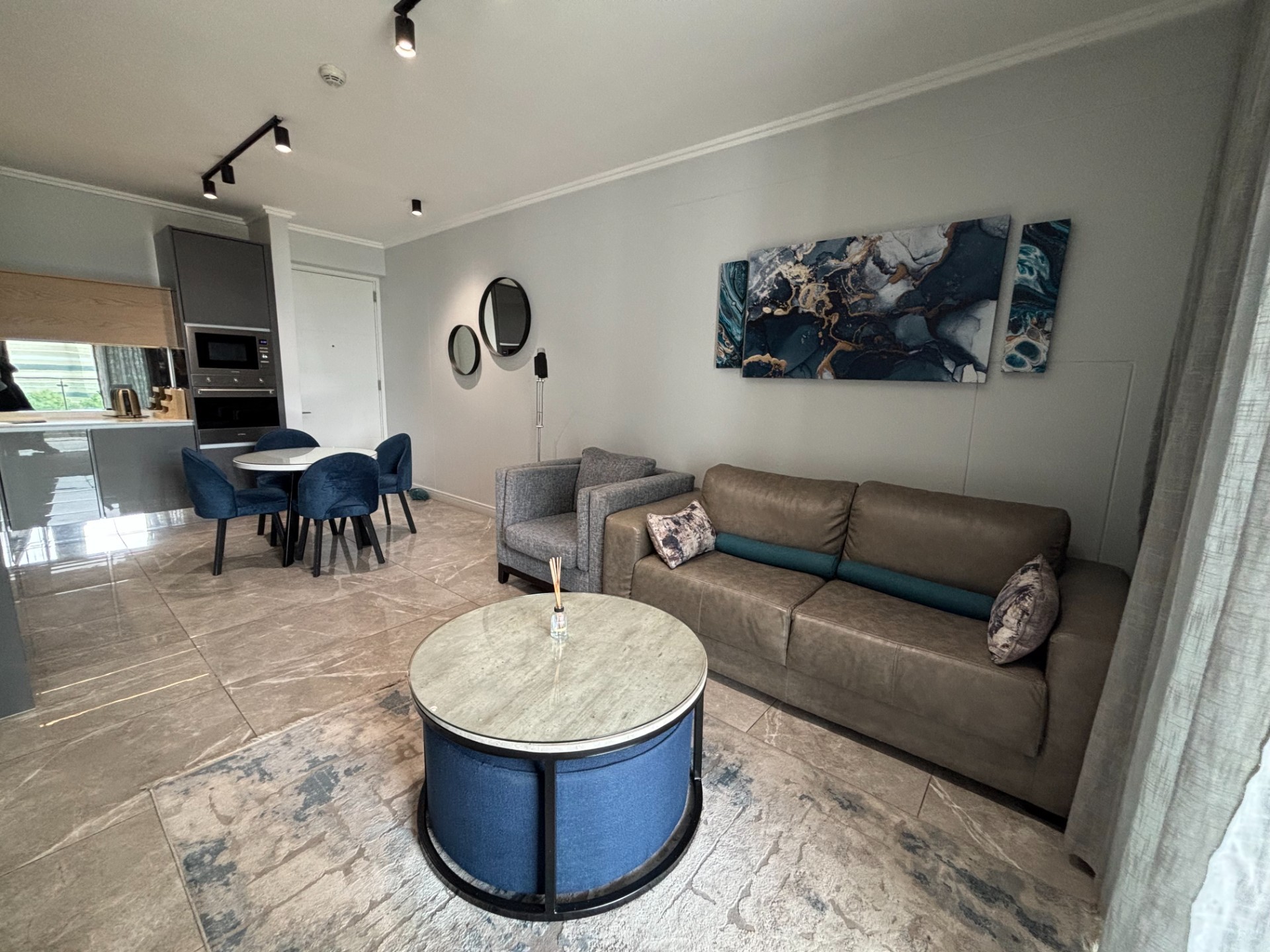 Apartment for rent in Waterfall, Midrand