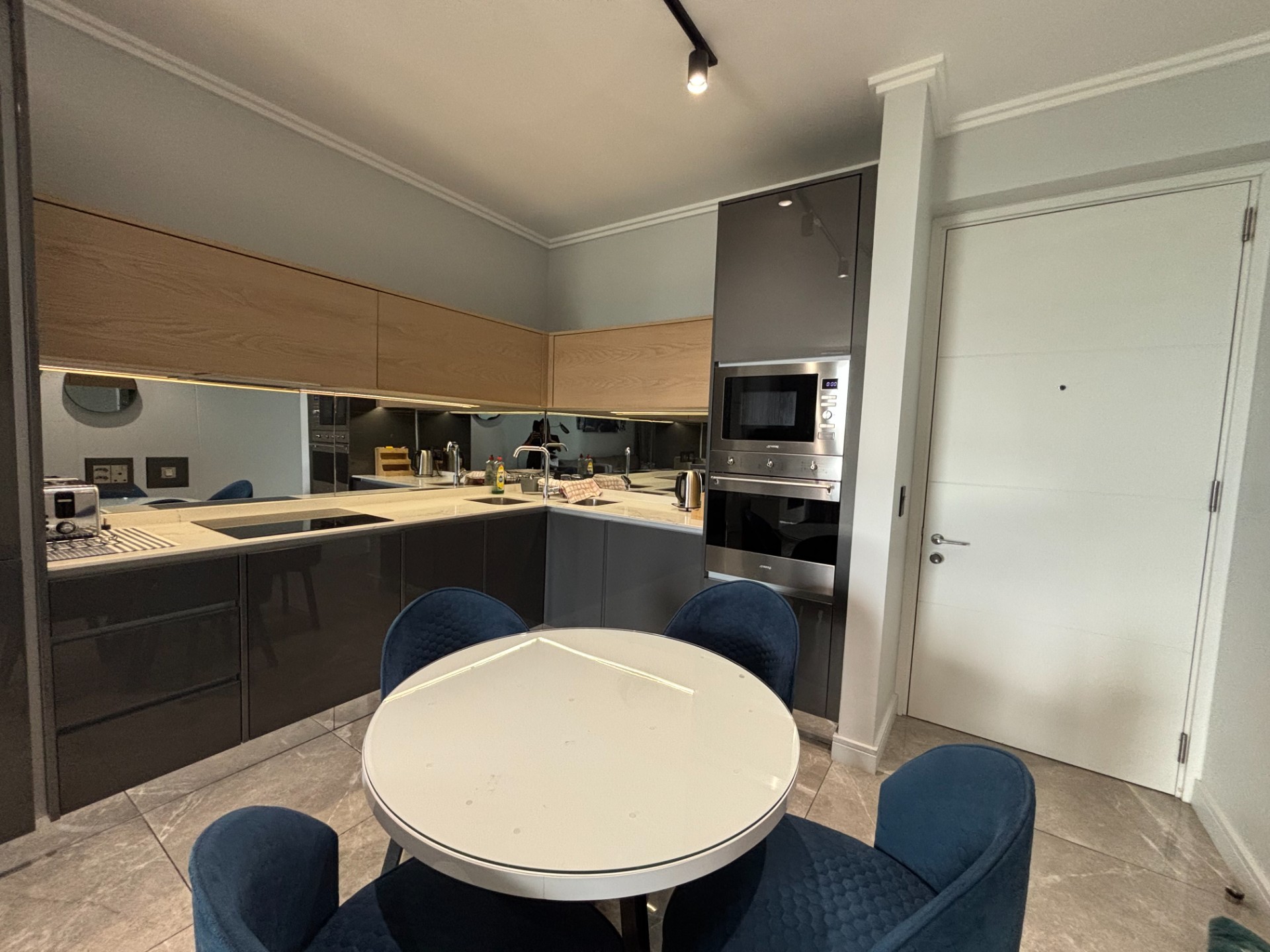 Apartment for rent in Waterfall, Midrand