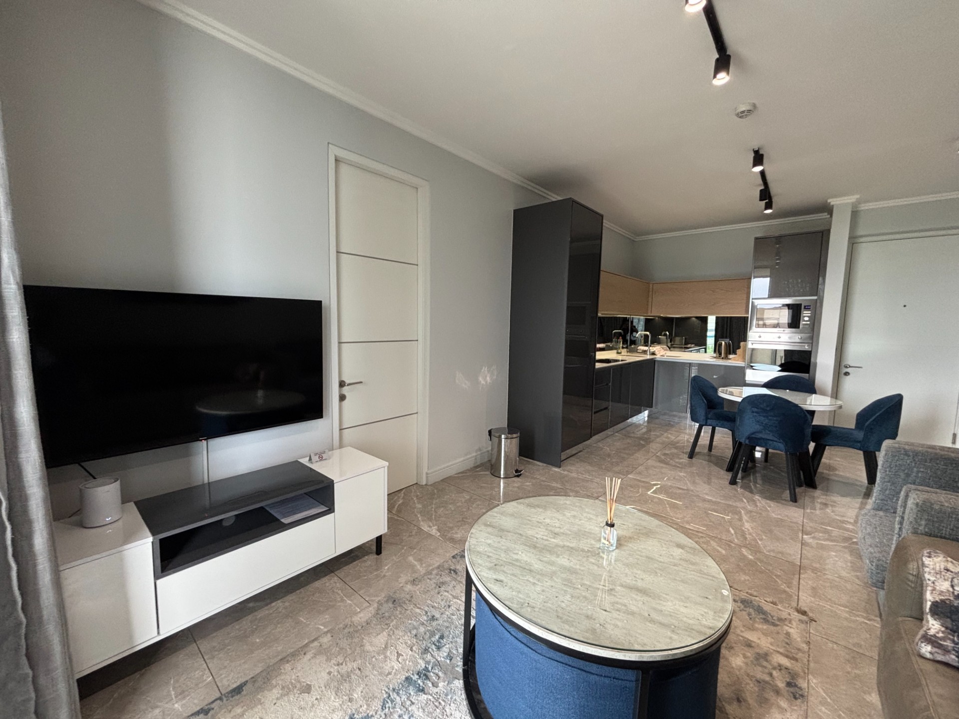 Apartment for rent in Waterfall, Midrand