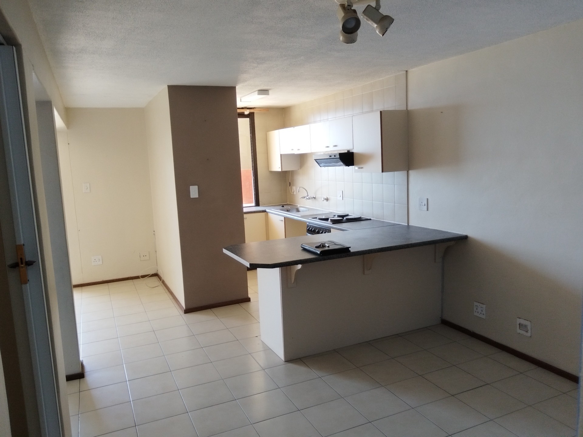 Apartment for rent in Manaba Beach, Margate, KwaZulu Natal, 99 m²