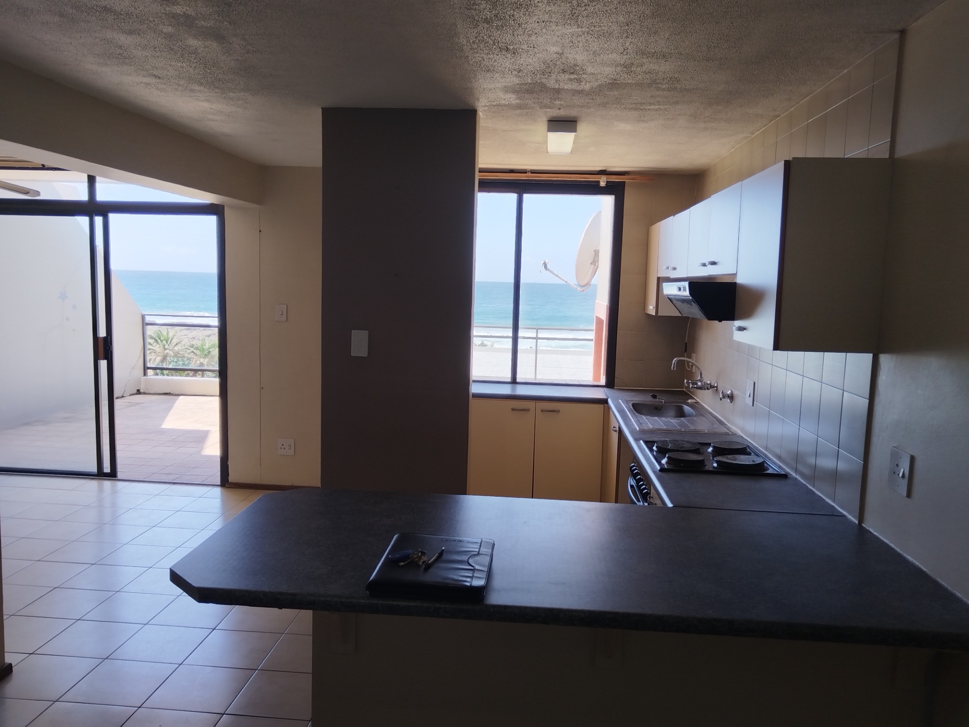 Apartment for rent in Manaba Beach, Margate, KwaZulu Natal, 99 m²