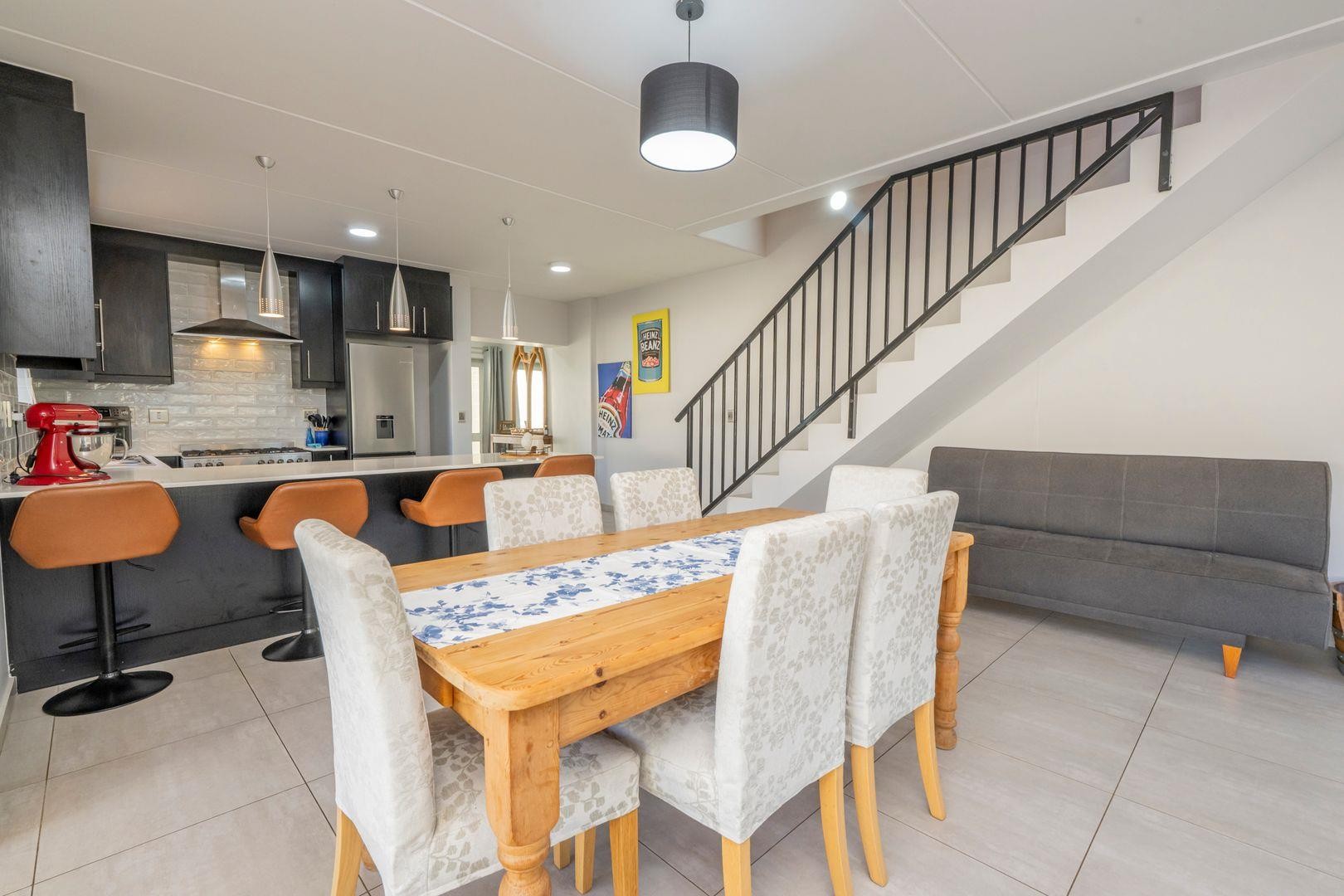 House for sale in Langeberg Ridge, Kraaifontein, 193 m²