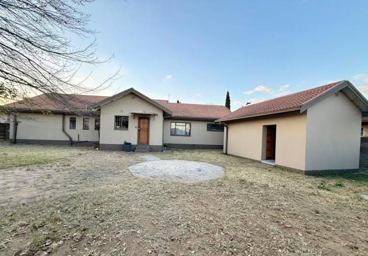 House for sale in Tasbet Park Ext 3, Tasbet Park, Witbank, 136 m²