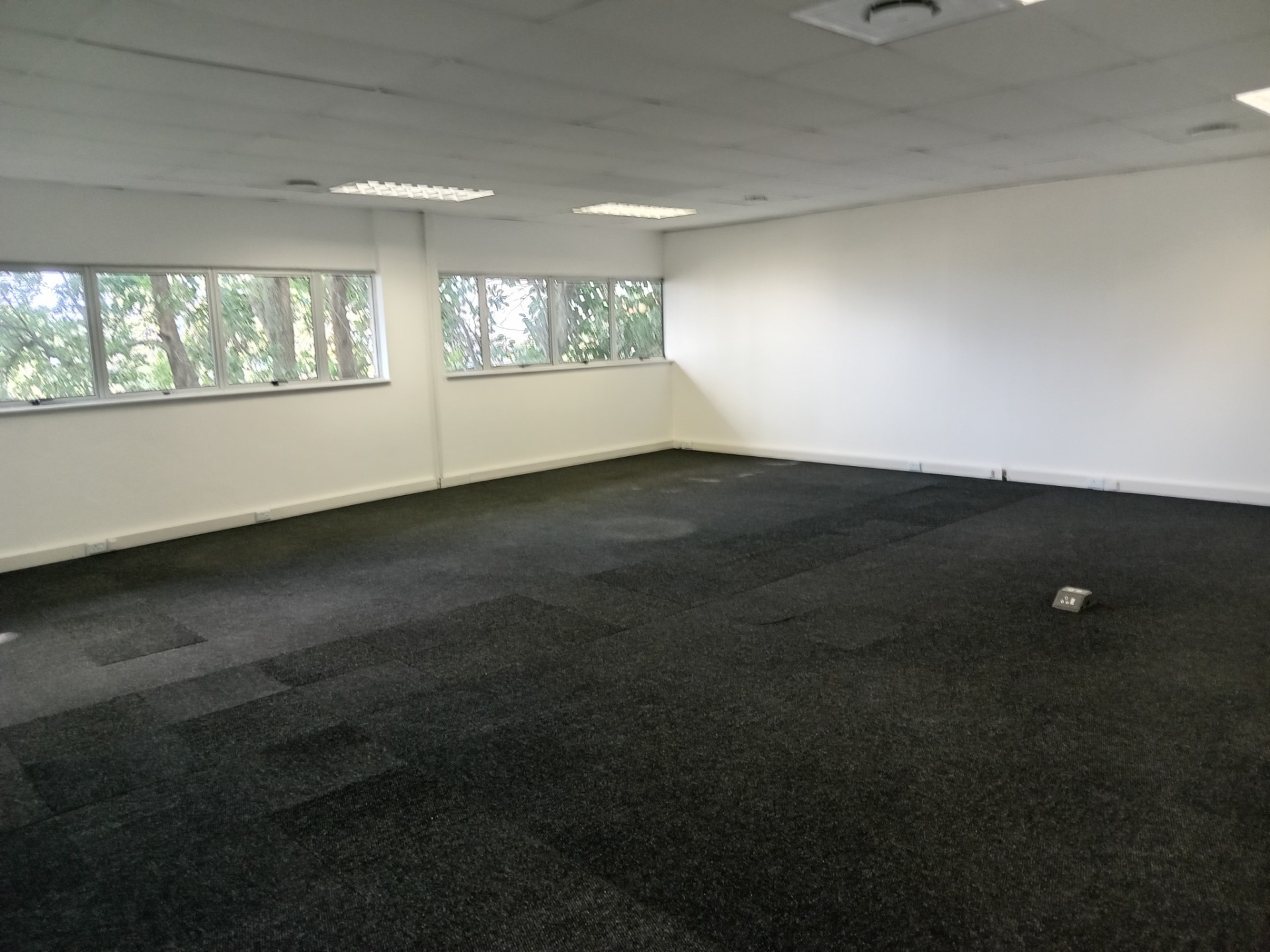 Office for rent in Durban North, KwaZulu Natal, 67 m²