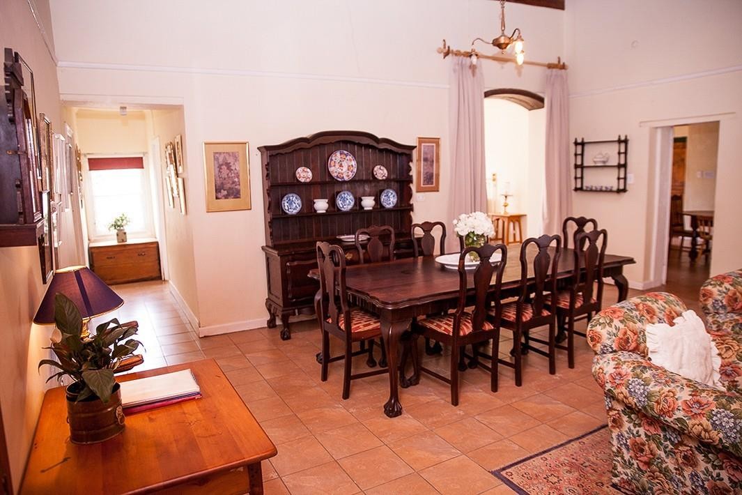 House for sale in Nieu Bethesda, Graaff-Reinet, 365 m²