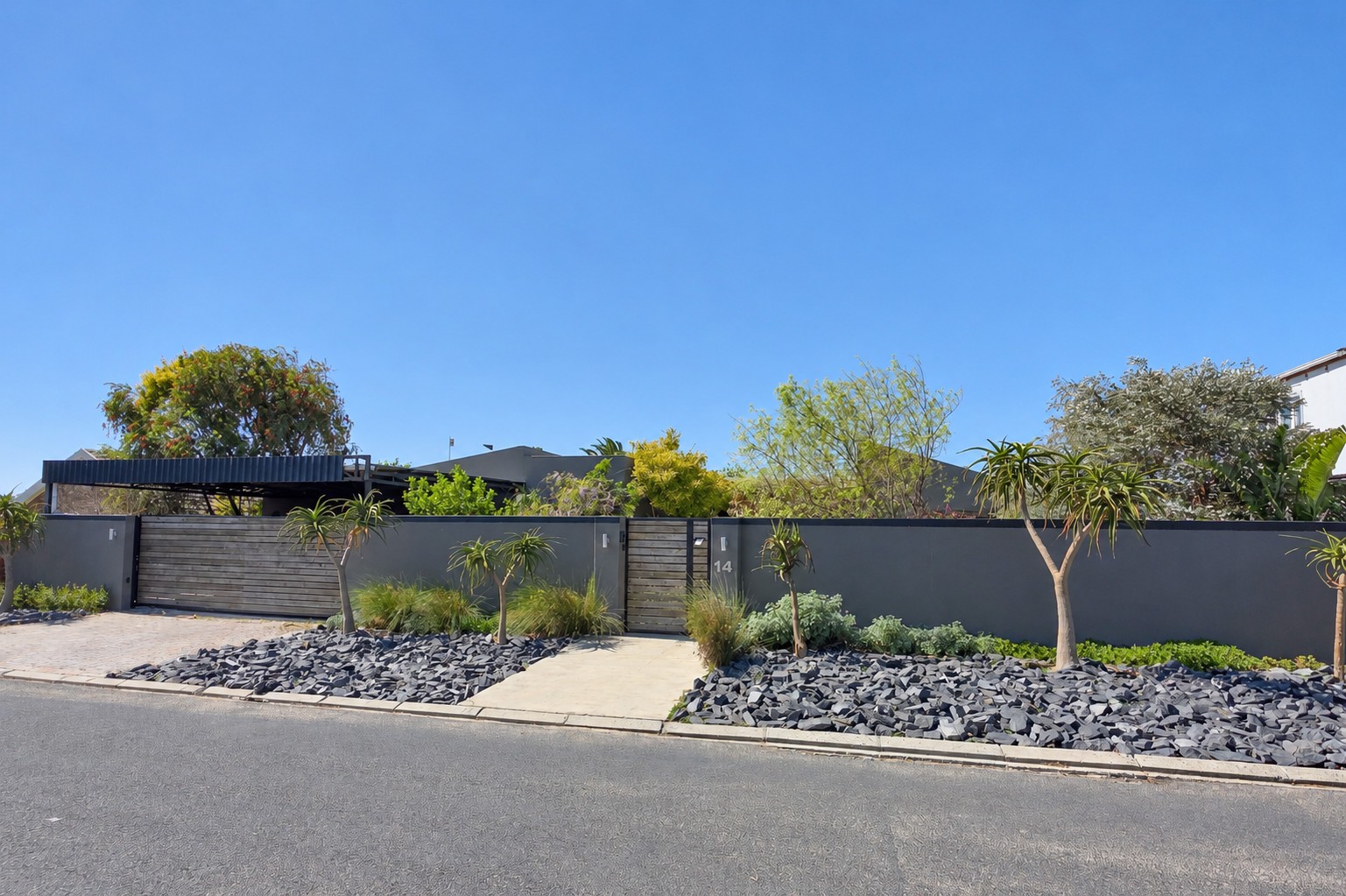 House for sale in Wellway Park East, Wellway Park, Durbanville, 245 m²
