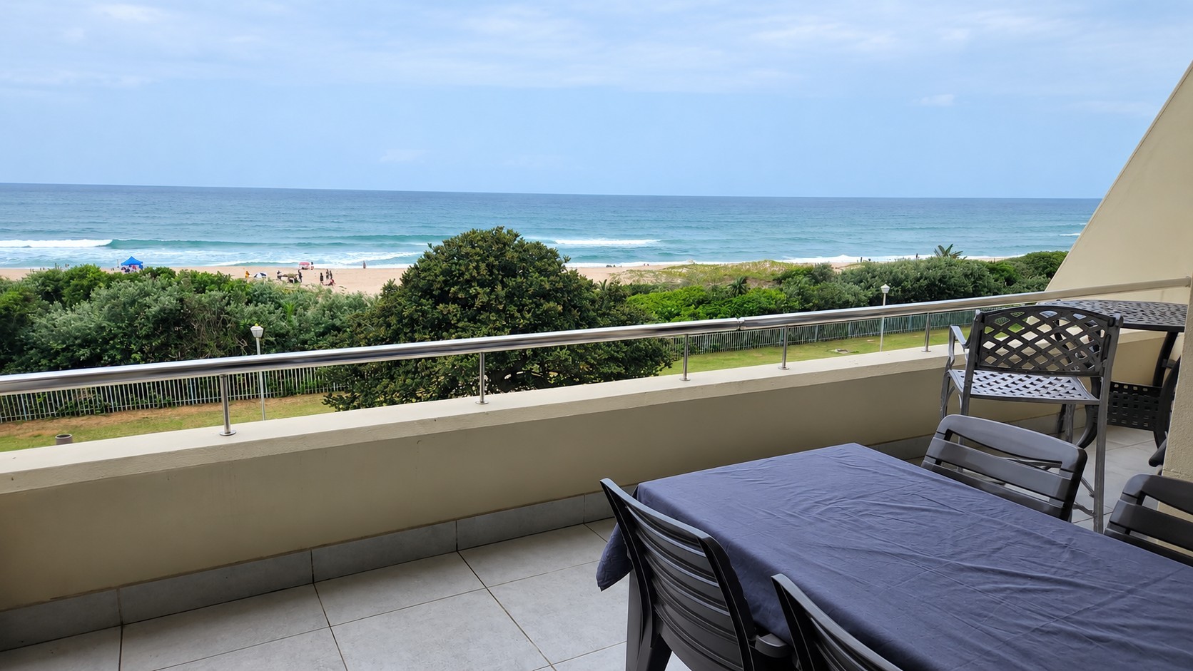 Apartment for sale in Amanzimtoti, KwaZulu Natal, 85 m²