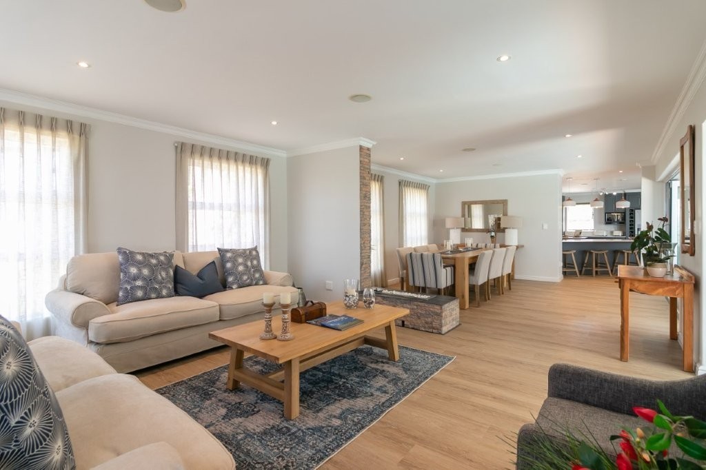 House for sale in Pezula Golf Estate, Knysna, 793 m²
