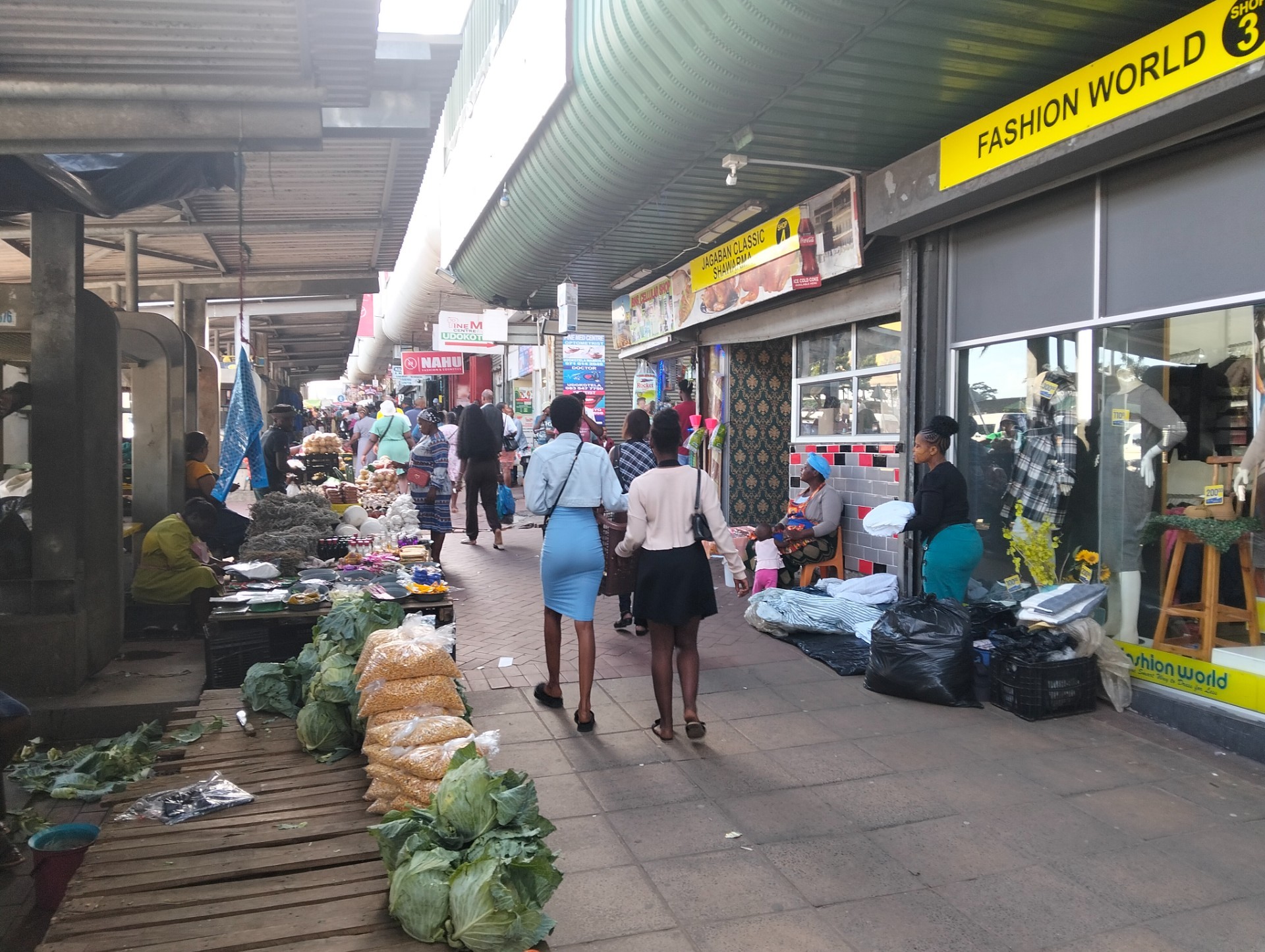 Retail Space for rent in Pinetown Central, Pinetown, KwaZulu Natal, 138 m²
