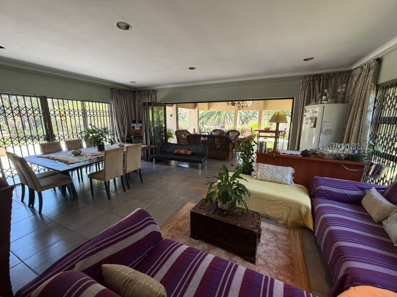 House for sale in Bryanston, Sandton, 874 Brooke Ave, Bryanston, Sandton, Gauteng, 550 m²