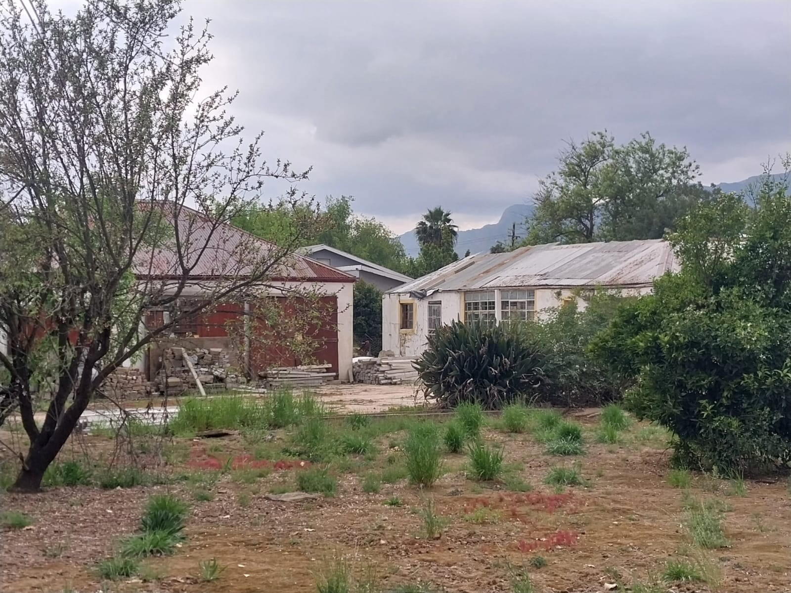 House for sale in Porterville, 220 m²