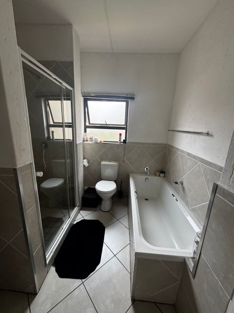 Apartment for rent in Goedeburg, Benoni, 00 0, Waterfall park, 0 Beryl street, Goedeburg, Benoni, Gauteng