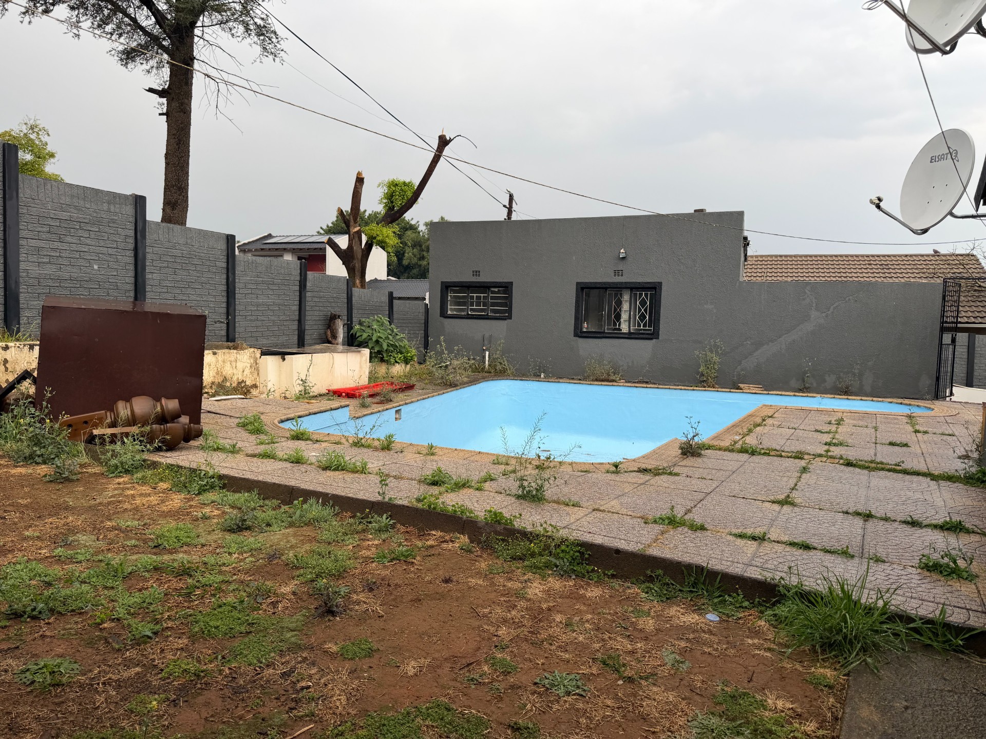 House for sale in Naturena, Johannesburg, 950 m²