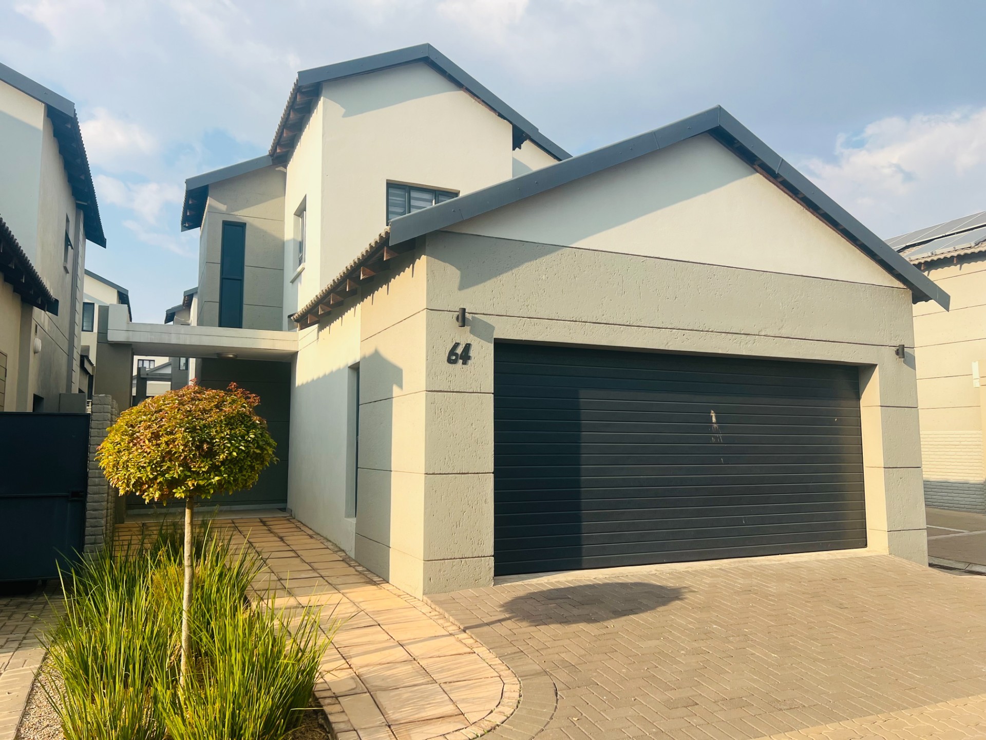 Townhouse for sale in Fourways, Sandton