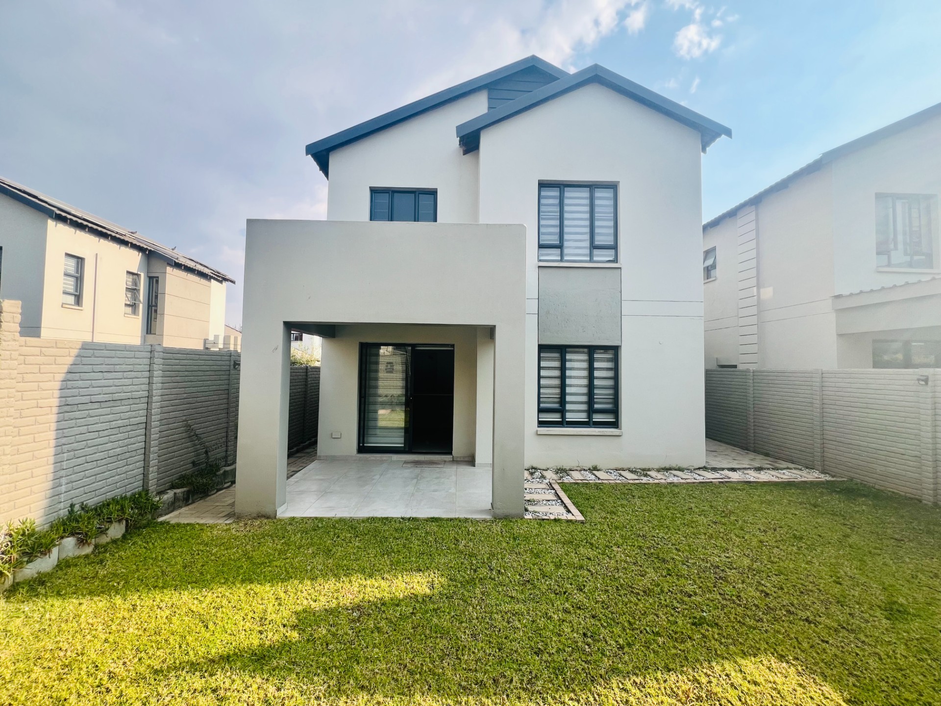 Townhouse for sale in Fourways, Sandton