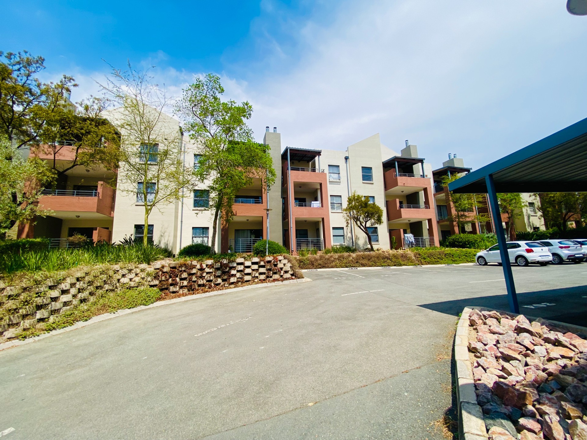 Apartment for sale in Bryanston, Sandton