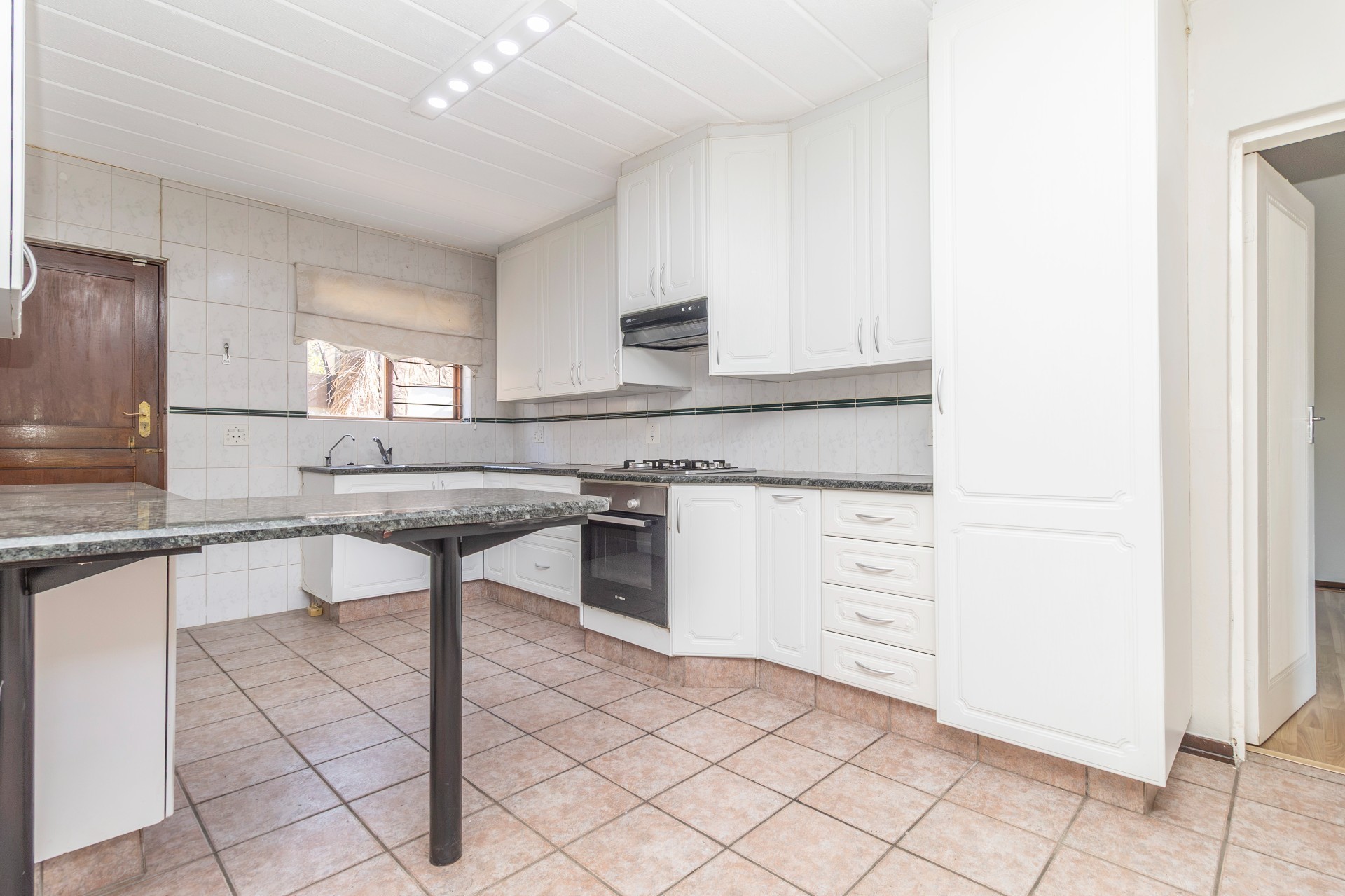 House for sale in North Riding, Randburg, 361 m²