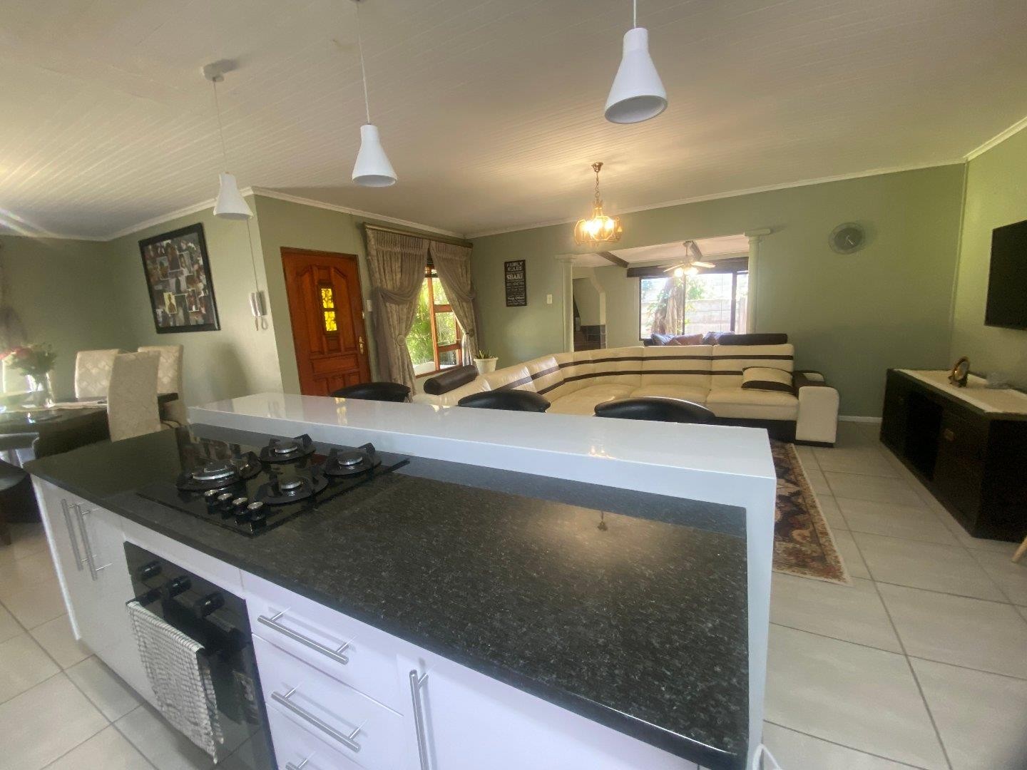 House for sale in Gonubie, East London, 1012 m²