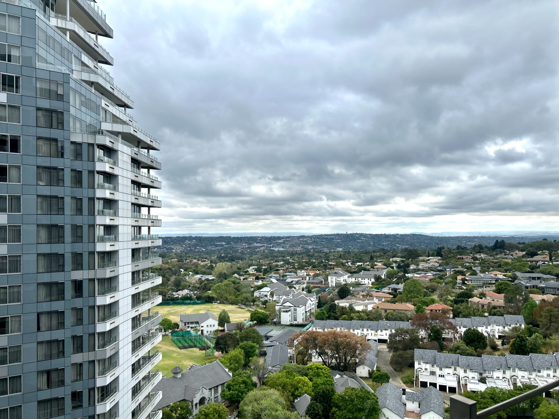 Apartment for rent in Sandton Central, Sandton, 93 m²