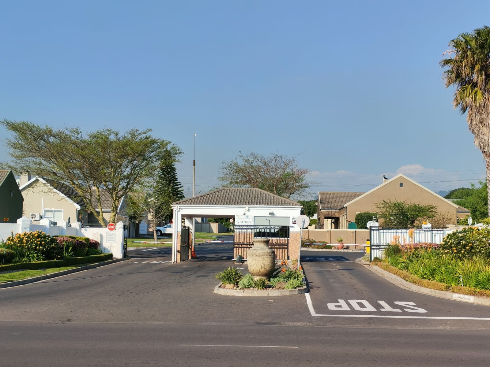 House for sale in Eikenbosch, Kuils River, 125 m²