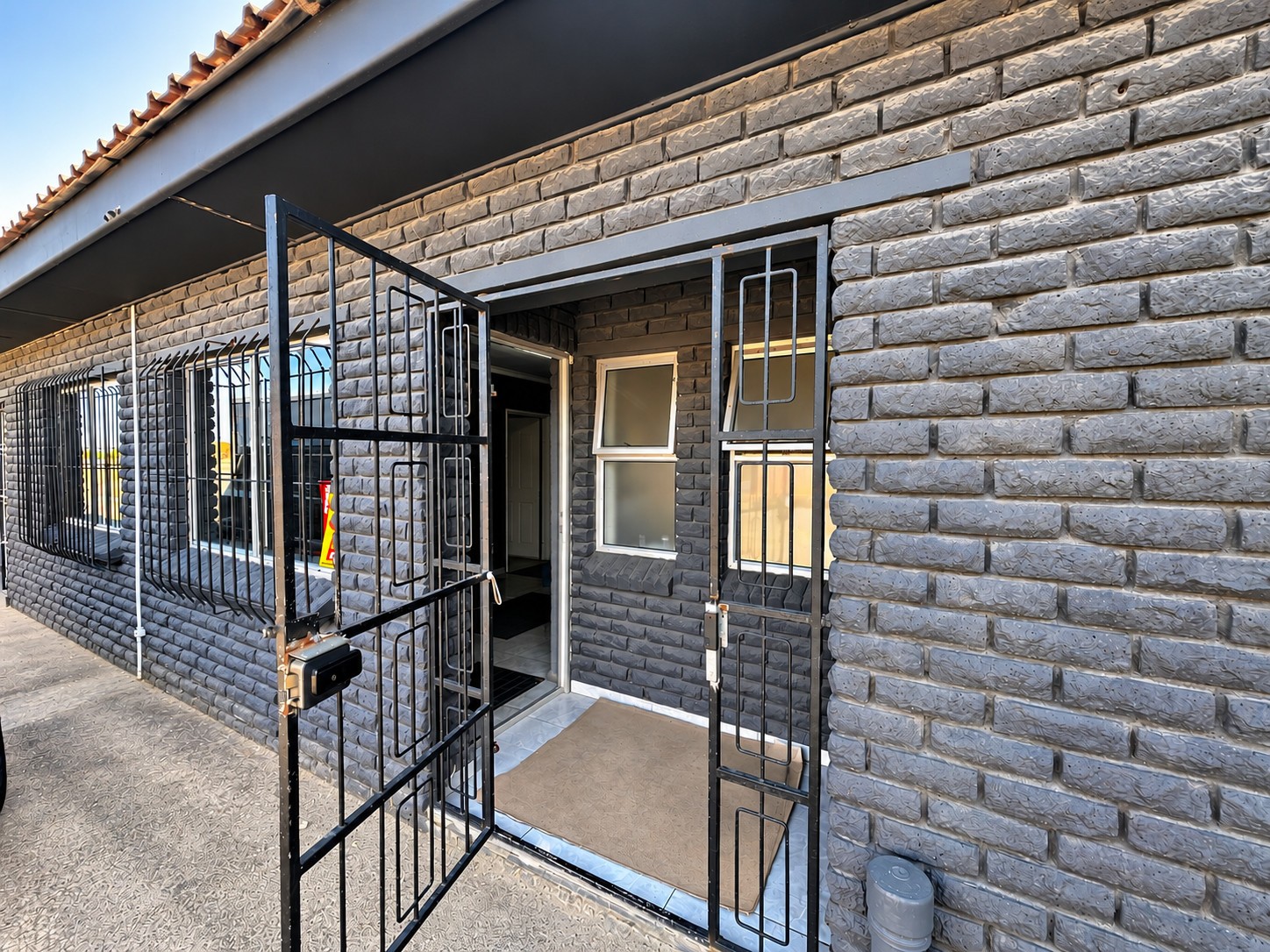 Industrial Property for rent in Montague Gardens, Milnerton, 55 Stella, Montague Gardens, Milnerton, Western Cape, 1600 m²