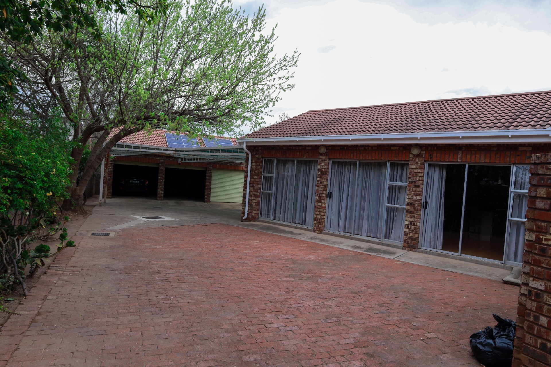 House for sale in Balmoral, Queenstown, 15 Wapadsberg Road, Balmoral, Queenstown, Eastern Cape, 1889 m²