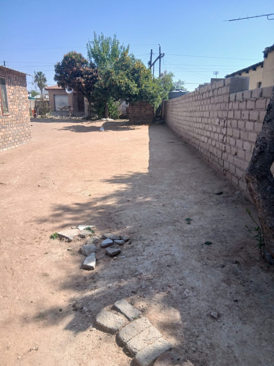 House for sale in Seshego A, Seshego, Polokwane, 640 m²