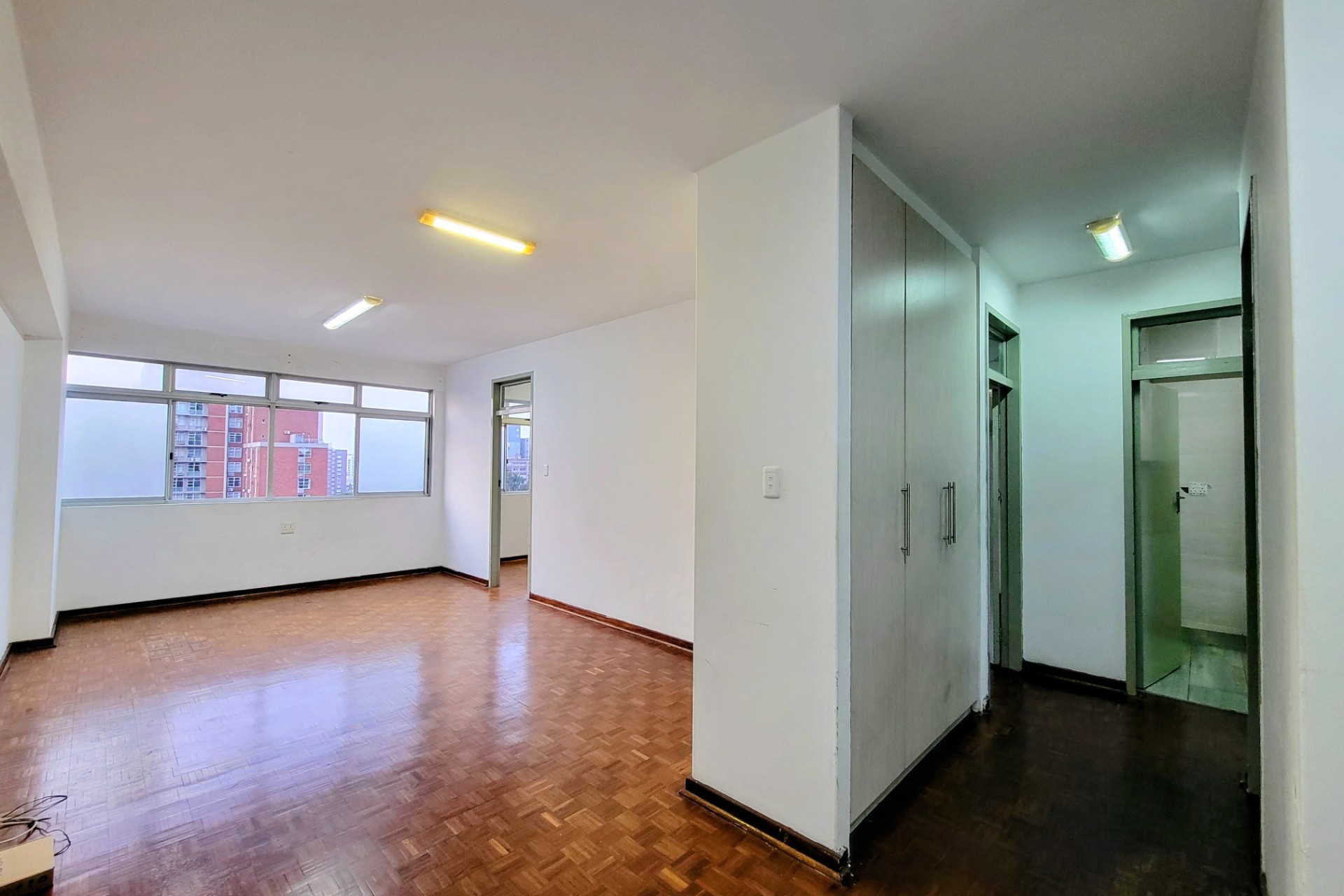 Apartment for sale in North Beach, Durban, KwaZulu Natal, 76 m²