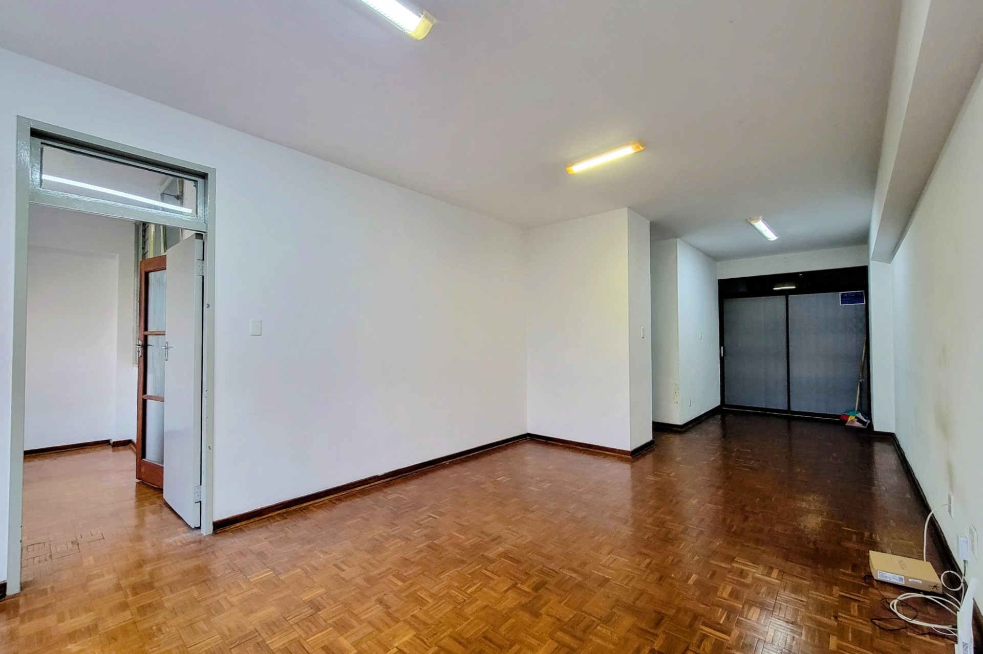 Apartment for sale in North Beach, Durban, KwaZulu Natal, 76 m²