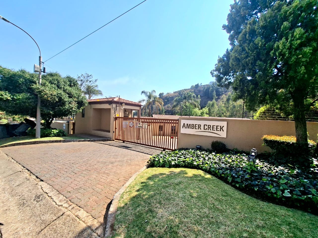 Apartment for sale in Roodekrans, Roodepoort, 83 m²