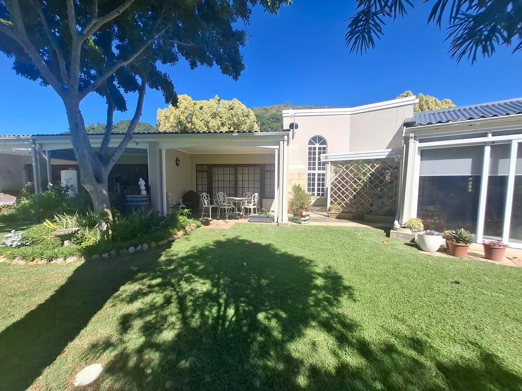 Duet for sale in Groenvallei, Sedgefield, 18 Egret, Lake Pleasant Living, 18 Groenvlei Rd, Groenvallei, Sedgefield, Western Cape, 200 m²
