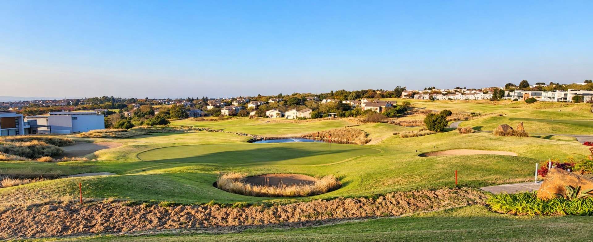 Apartment for sale in Jackal Creek Golf Estate, Randburg, 50 m²