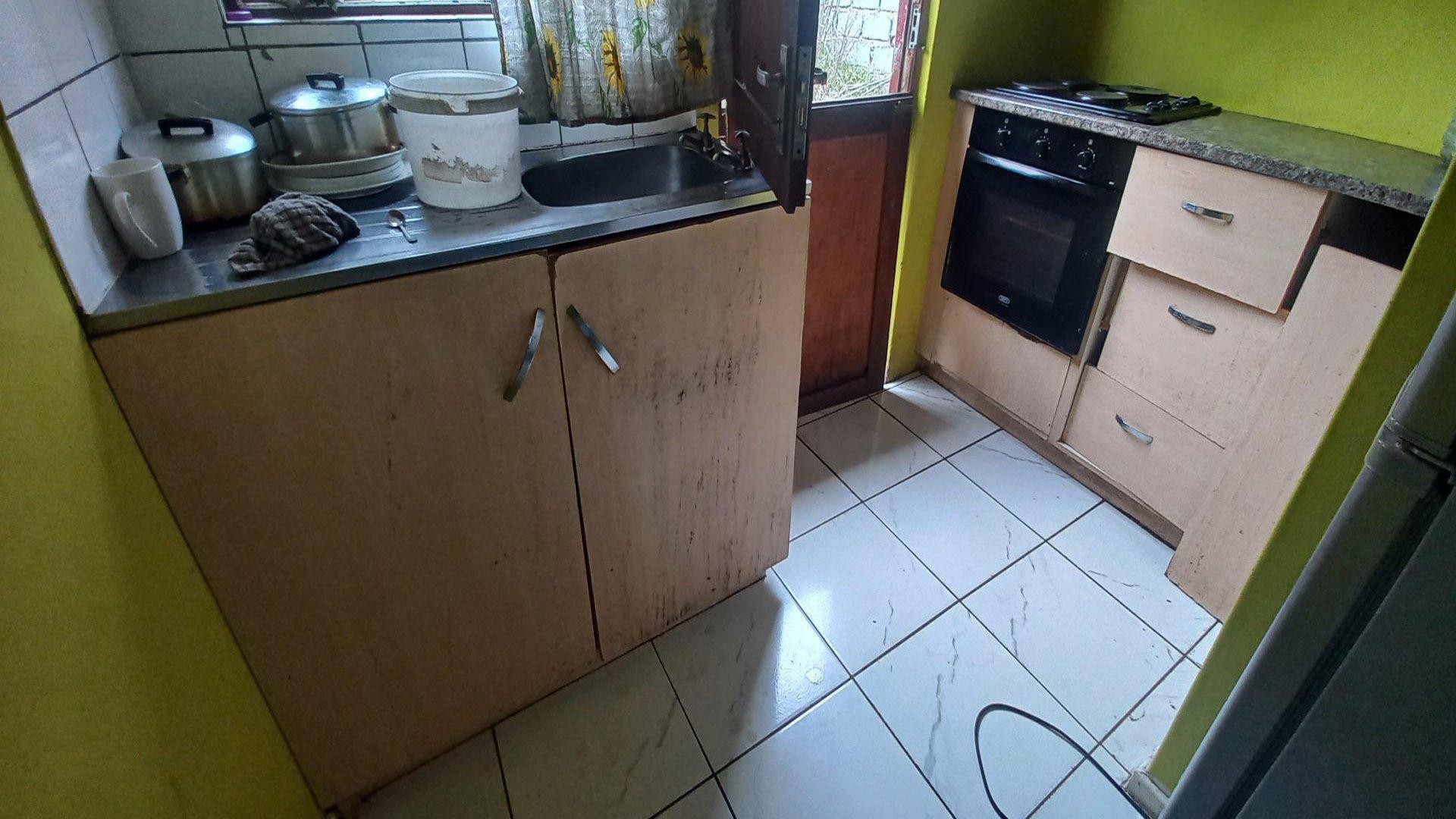 House for sale in Mdantsane Nu 17, Mdantsane, East London, 300 m²
